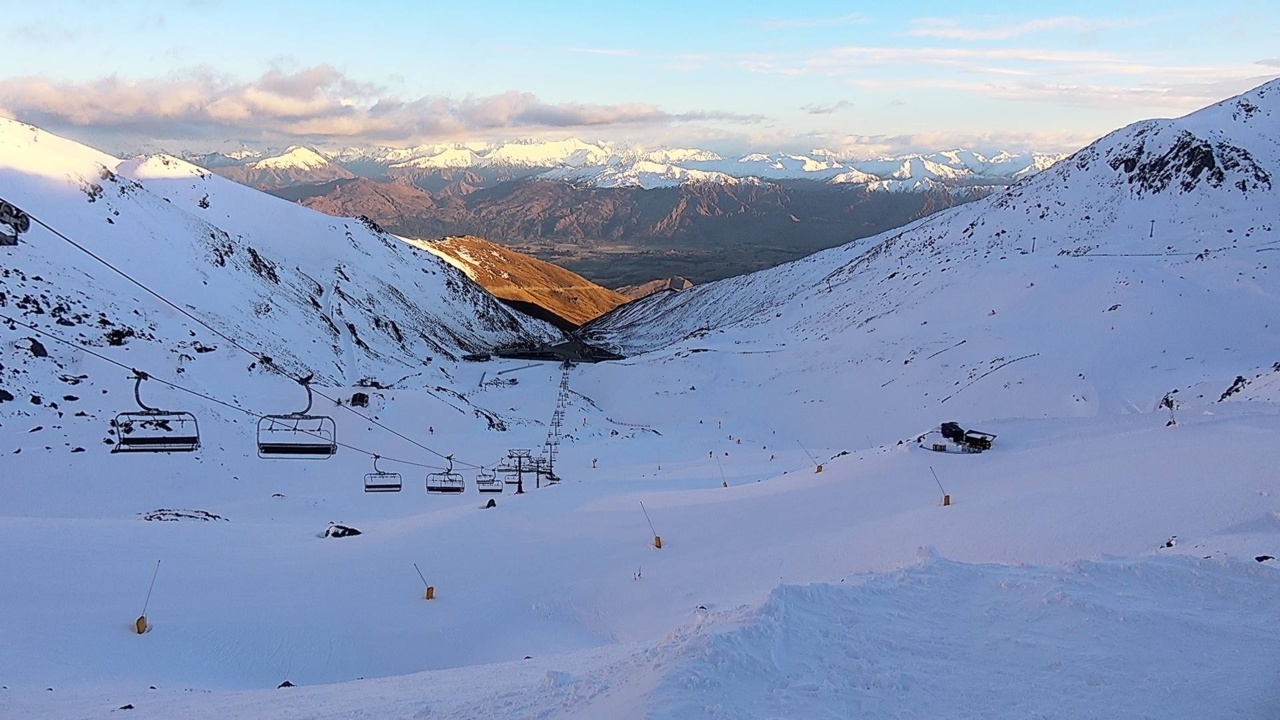 Curvey Basin webcam