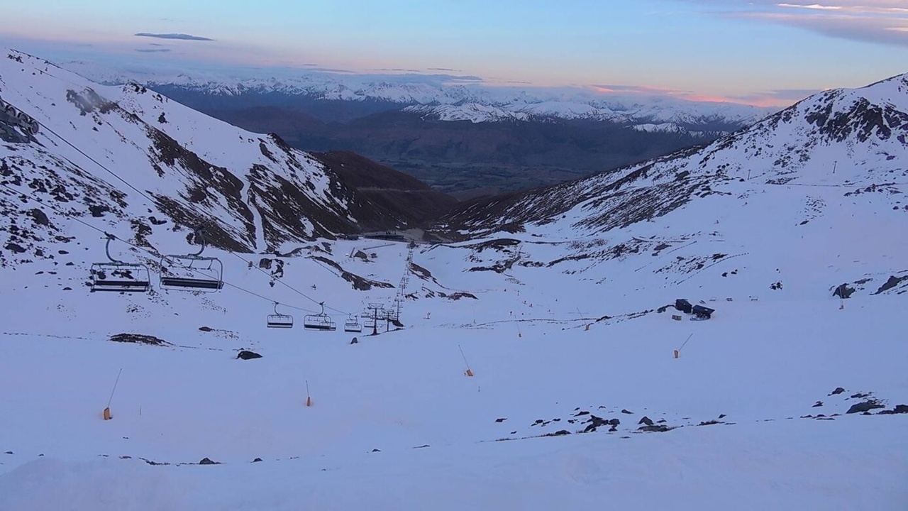 Curvey Basin webcam
